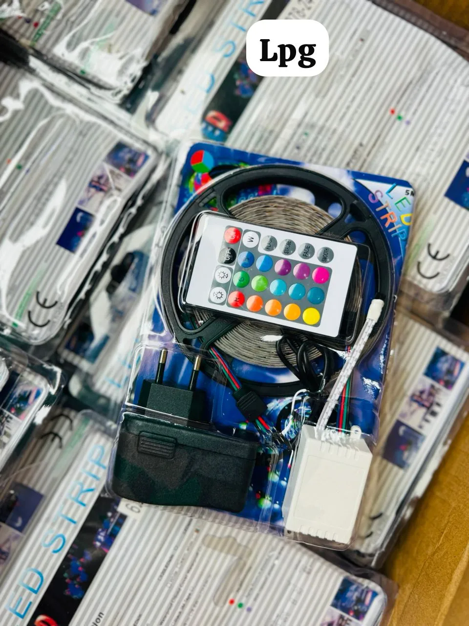 Gallery Photo 1 - Marketplace | Led Auto Adhésif, Village, Douala, Cameroon | Electronics & Media 