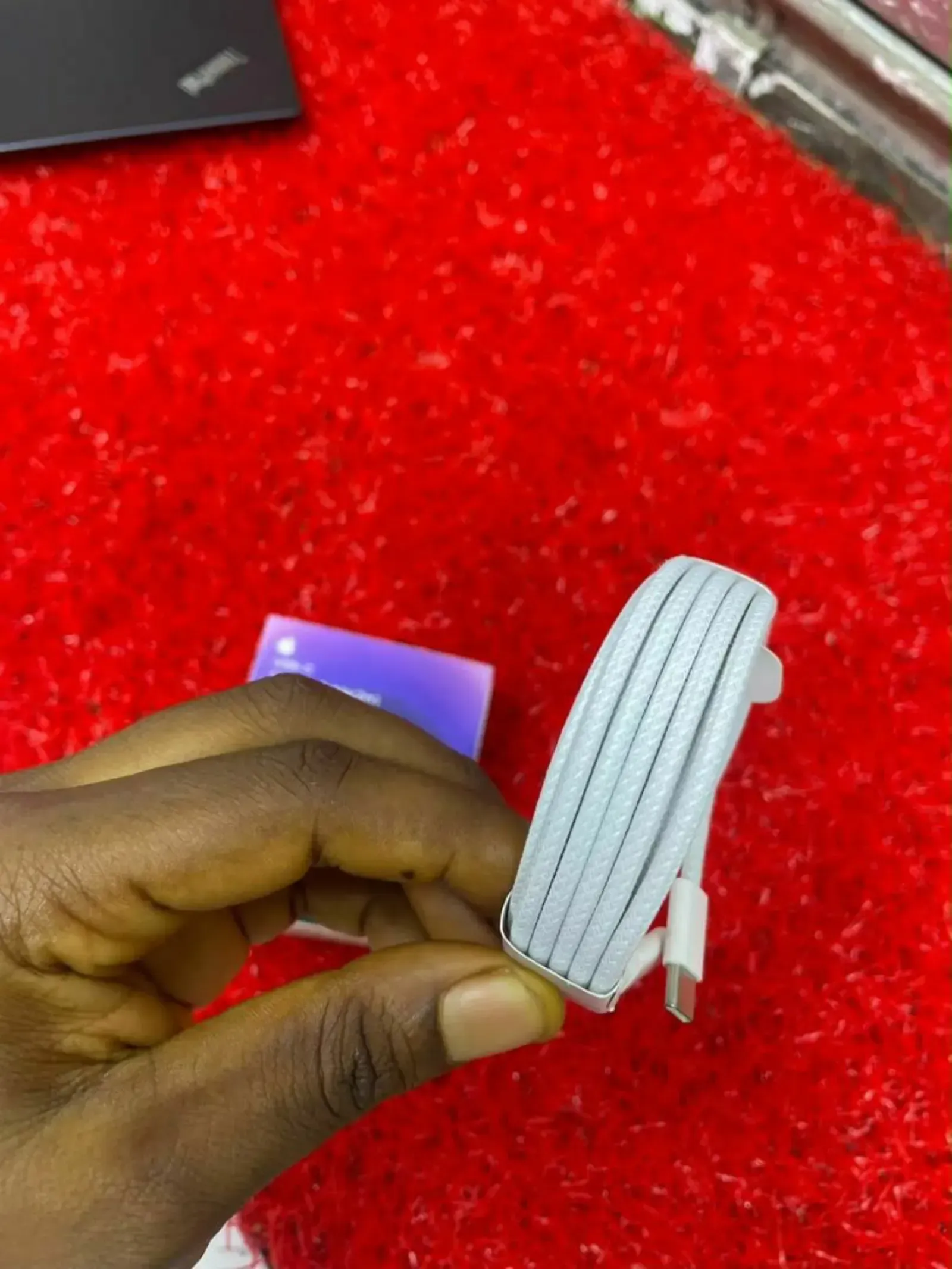 Photo de Galerie 3 - Petites Annonces | Phone Charger, Bassa, Douala, Cameroun | Électronique et médias  > Cellulaires et accessoires