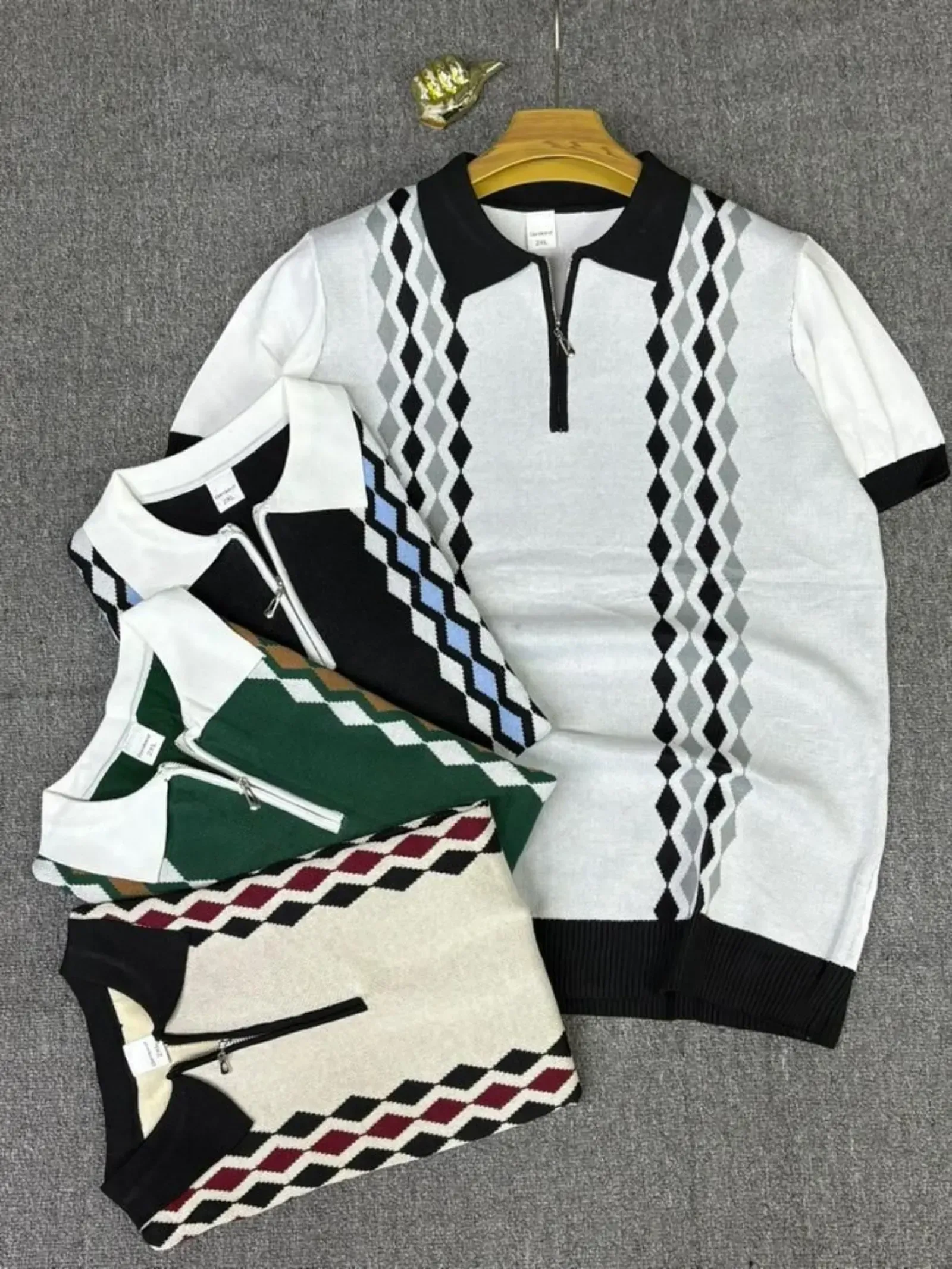 Photo de Galerie 2 - Petites Annonces | Polo Hommes, Nkololoun, Douala, Cameroun | Vêtements, chaussures et autres  > Vêtements pour hommes