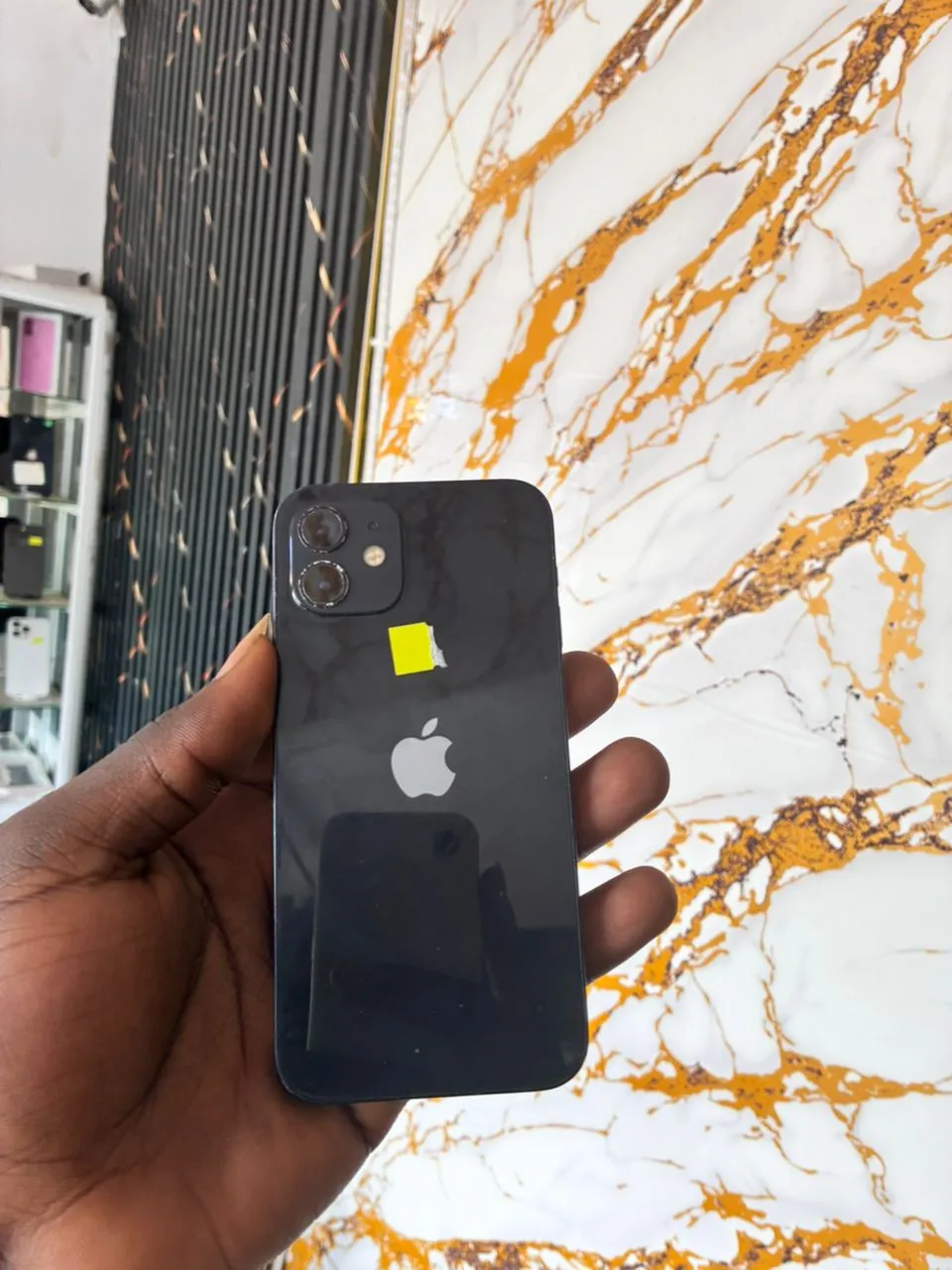 Photo Principale - Petites Annonces | Phones To Sell, Simbock, Yaoundé, Cameroun | Électronique et médias  > Cellulaires et accessoires