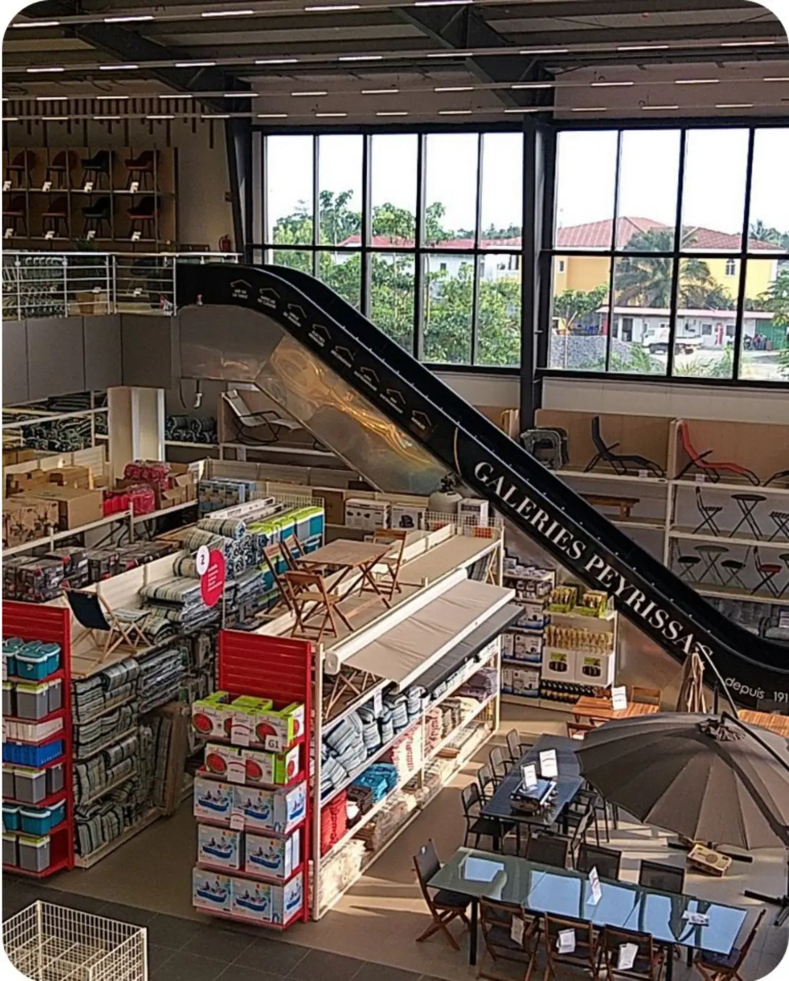 Gallery Photo 1 - Marketplace | Mr Bricolage, —, Libreville, Gabon | Services & Others 