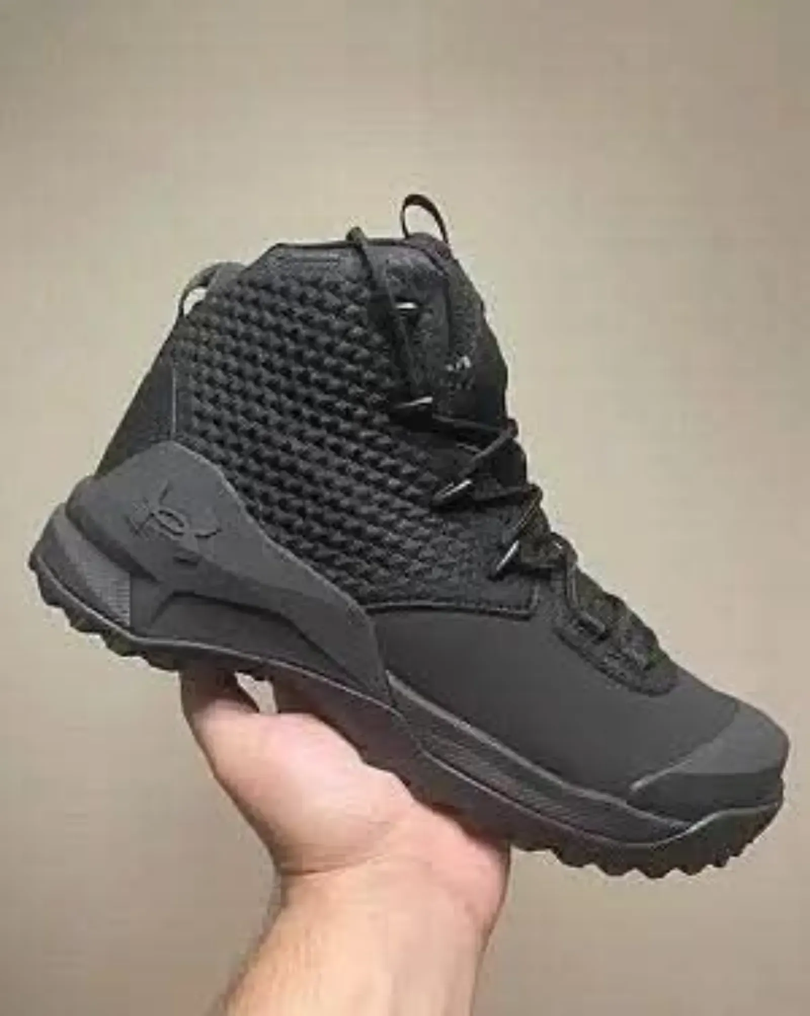 Main Photo - Marketplace | Chaussures, —, Libreville, Gabon | Clothing, Shoes, & Others  > Boys' Shoes