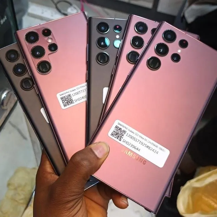 Photo de Galerie 6 - Petites Annonces | Phones For Sale, Simbock, Yaoundé, Cameroun | Électronique et médias  > Cellulaires et accessoires