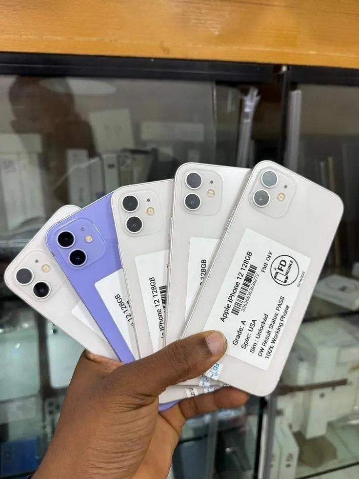 Photo de Galerie 8 - Petites Annonces | Phones For Sale, Simbock, Yaoundé, Cameroun | Électronique et médias  > Cellulaires et accessoires