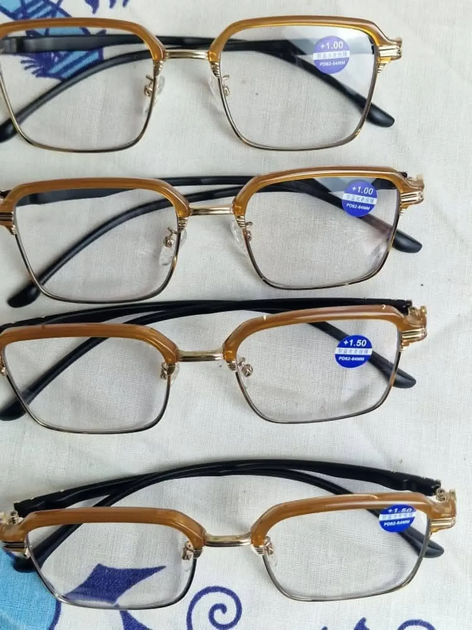 Gallery Photo 5 - Marketplace | Lunettes Nouvelle Génération À Lire Petits Caractère, Port Gentil, Libreville, Gabon | Services & Others  > All Other Items