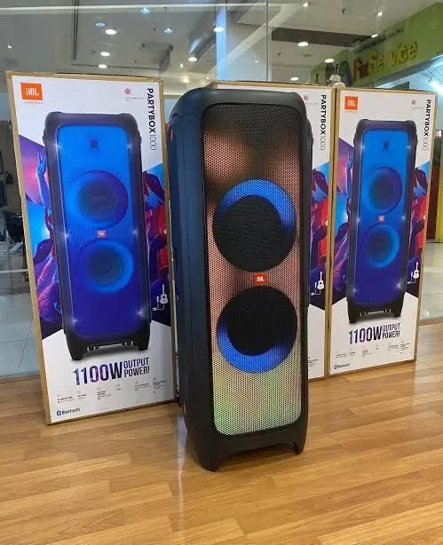 Photo de Galerie 2 - Petites Annonces | Speakers, Obili, Yaoundé, Cameroun | Électronique et médias 