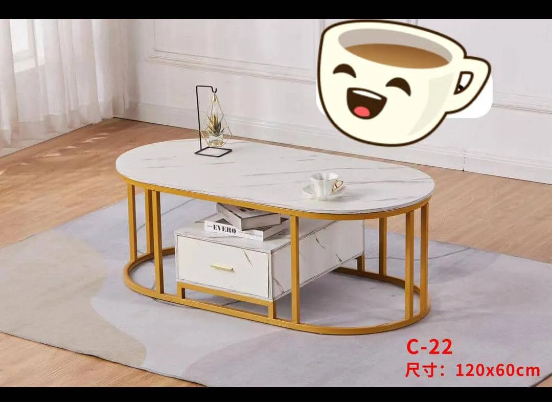 Photo de Galerie 3 - Petites Annonces | Modern Glass Center Table For Sale, Sandpit, Buea, Cameroun | Maison, aliments et jardin  > Meubles