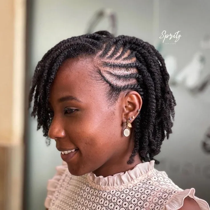Photo de Galerie 1 - Petites Annonces | Hair Stylist, Bonas, Yaoundé, Cameroun | Santé et beauté  > Soins de cheveux