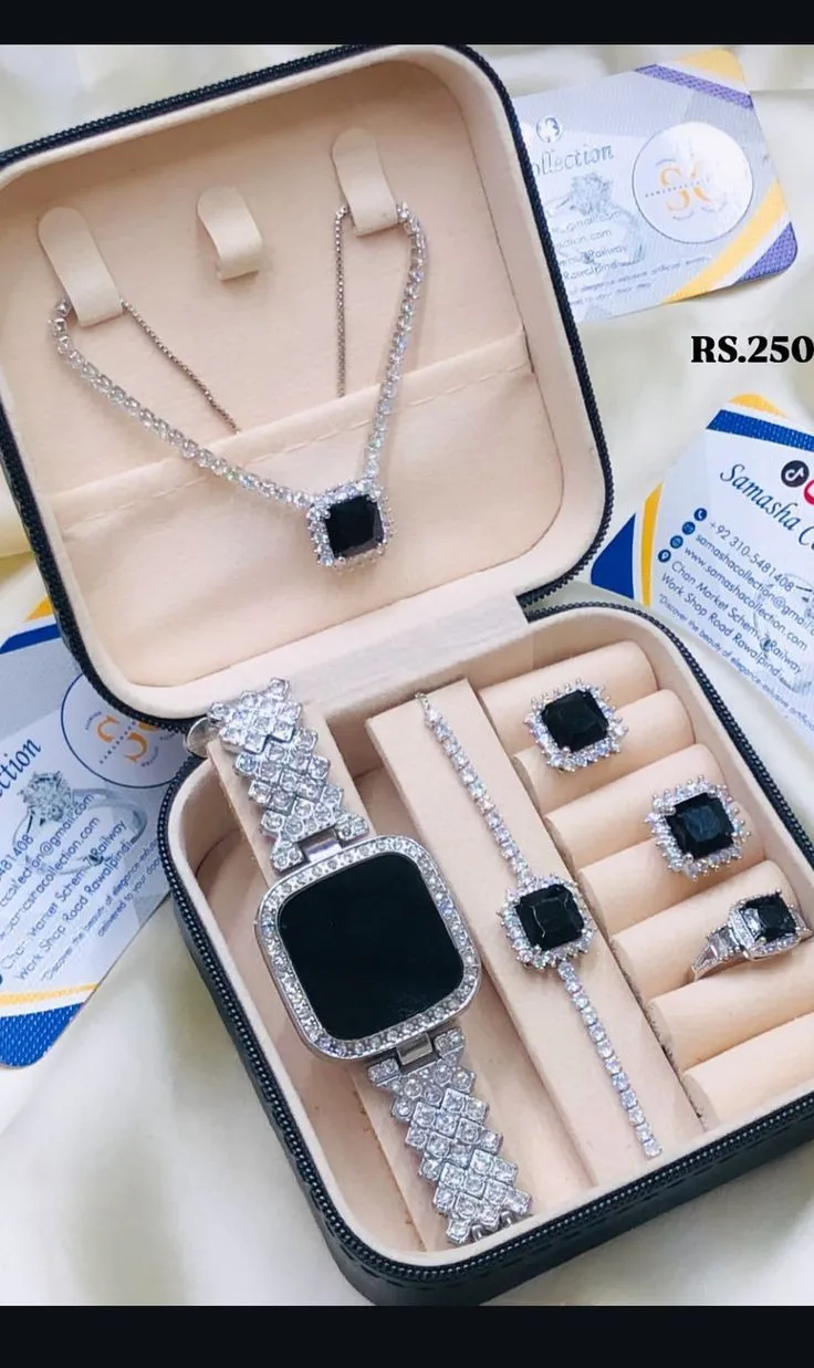 Photo de Galerie 1 - Petites Annonces | Female Watches, Oboli, Yaoundé, Cameroun | Vêtements, chaussures et autres  > Bijoux et accessoires