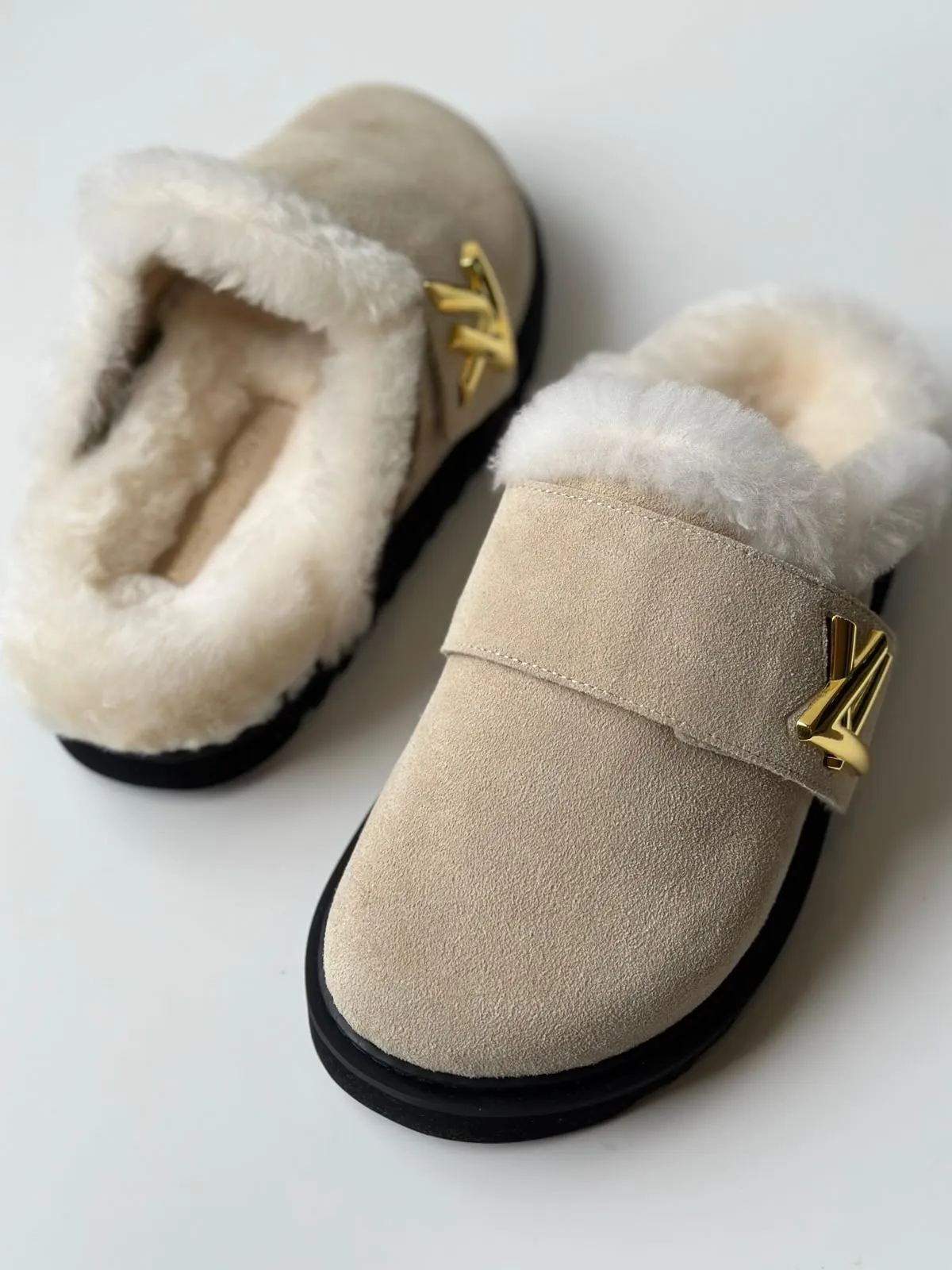 Photo de Galerie 2 - Petites Annonces | Make Slippers, Mokolo, Yaoundé, Cameroun | Vêtements, chaussures et autres  > Chaussures pour hommes