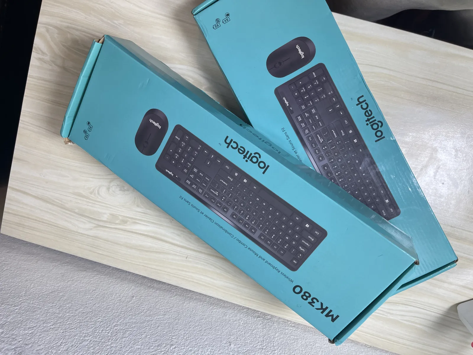 Gallery Photo 5 - Marketplace | Logitech Keyboard ⌨️🖱️, Biyem-assi, Yaoundé, Cameroon | Electronics & Media  > Computers & Accessories