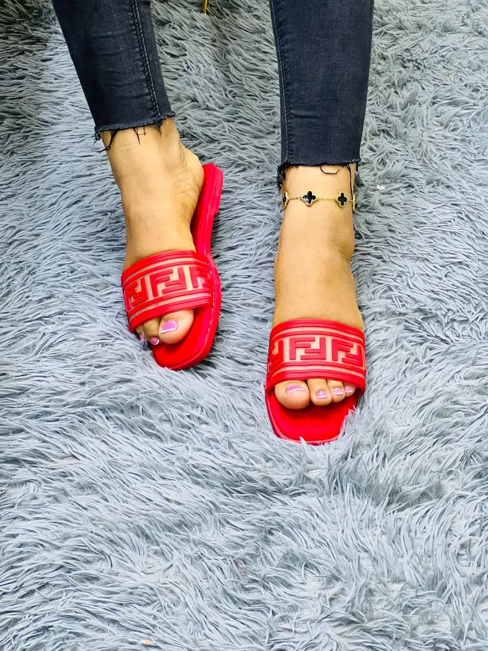 Photo Principale - Petites Annonces | Babouche Bely Collection, Akwa-douche, Douala, Cameroun | Vêtements, chaussures et autres  > Chaussures pour femmes