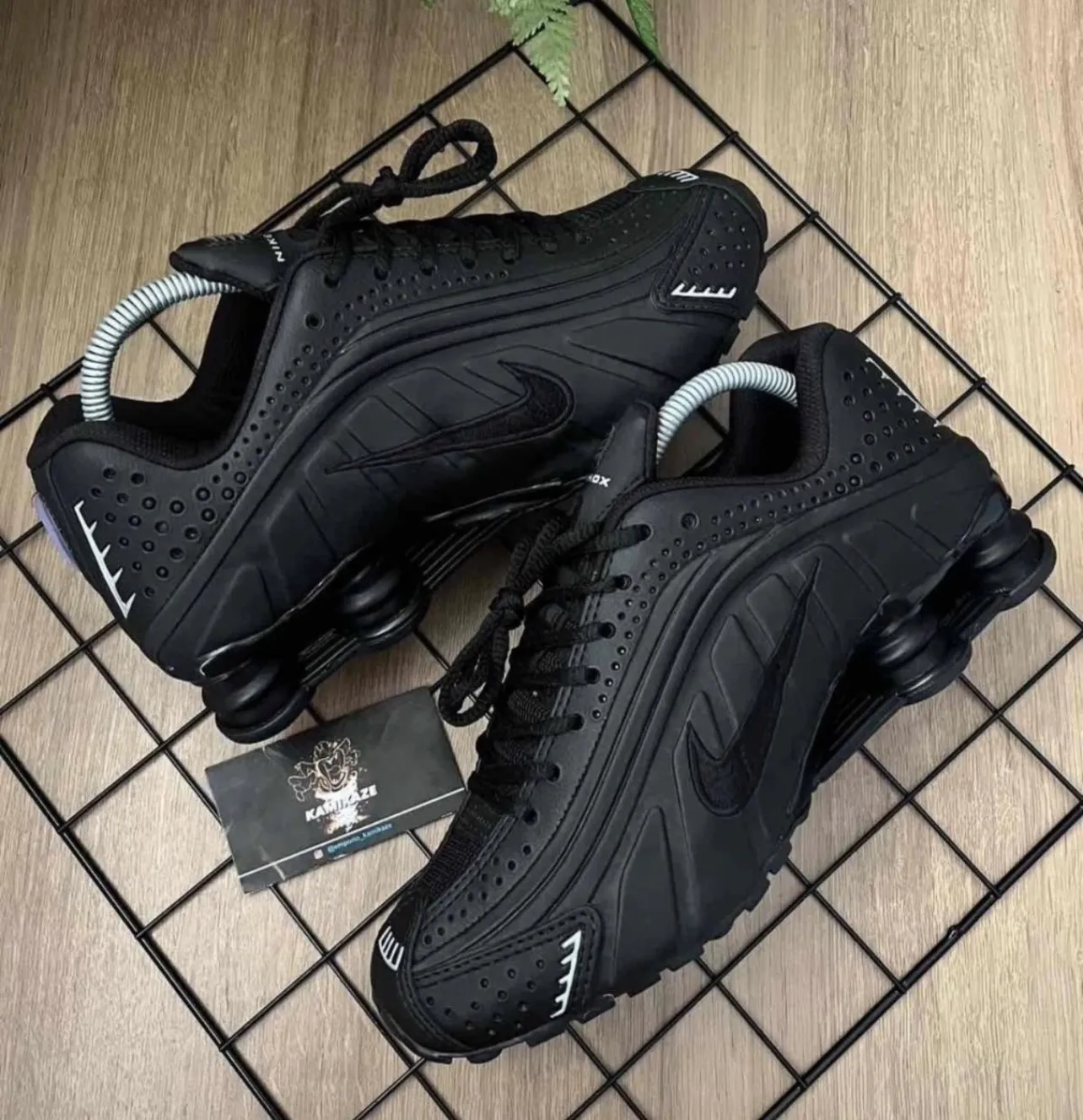 Photo de Galerie 8 - Petites Annonces | Male Shoes, Byimeassi, Yaoundé, Cameroun | Vêtements, chaussures et autres  > Chaussures pour hommes