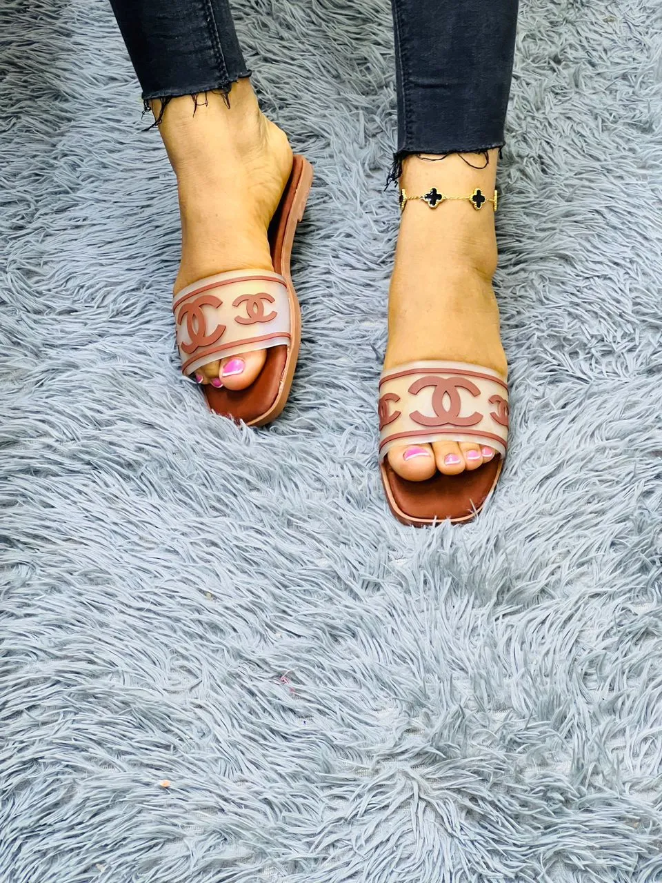 Photo Principale - Petites Annonces | Babouche Bely Collection, Akwa-douche, Douala, Cameroun | Vêtements, chaussures et autres 
