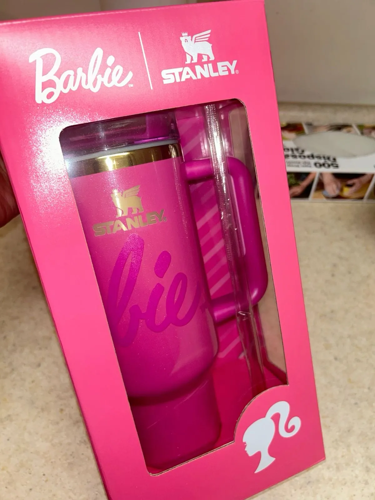 Photo Principale - Petites Annonces | Water Jar, Simbock, Yaoundé, Cameroun | Général et autres  > Tous les autres articles