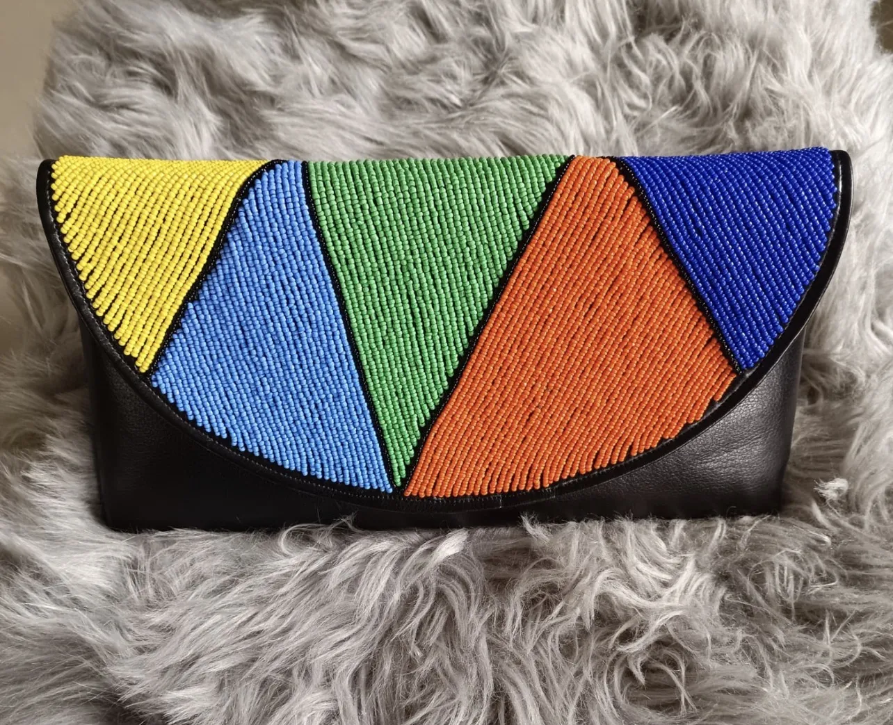 Gallery Photo 4 - Marketplace | Beaded Clutch Bags(Purse), Simbock, Yaoundé, Cameroon | Clothing, Shoes, & Others  > Others & Accessories