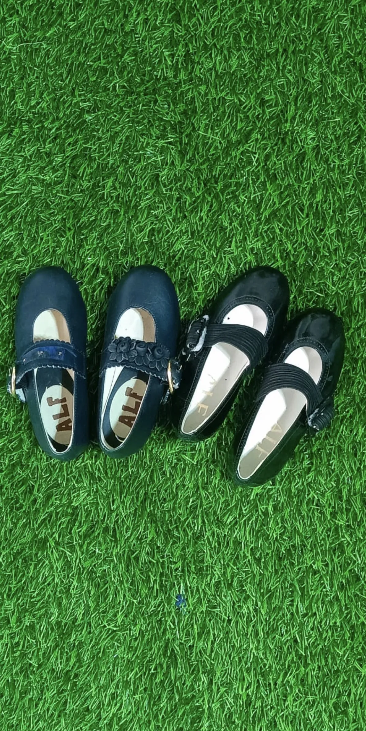 Gallery Photo 1 - Marketplace | Children Shoes, Simbock, Yaoundé, Cameroon | Clothing, Shoes, & Others  > Women's shoes