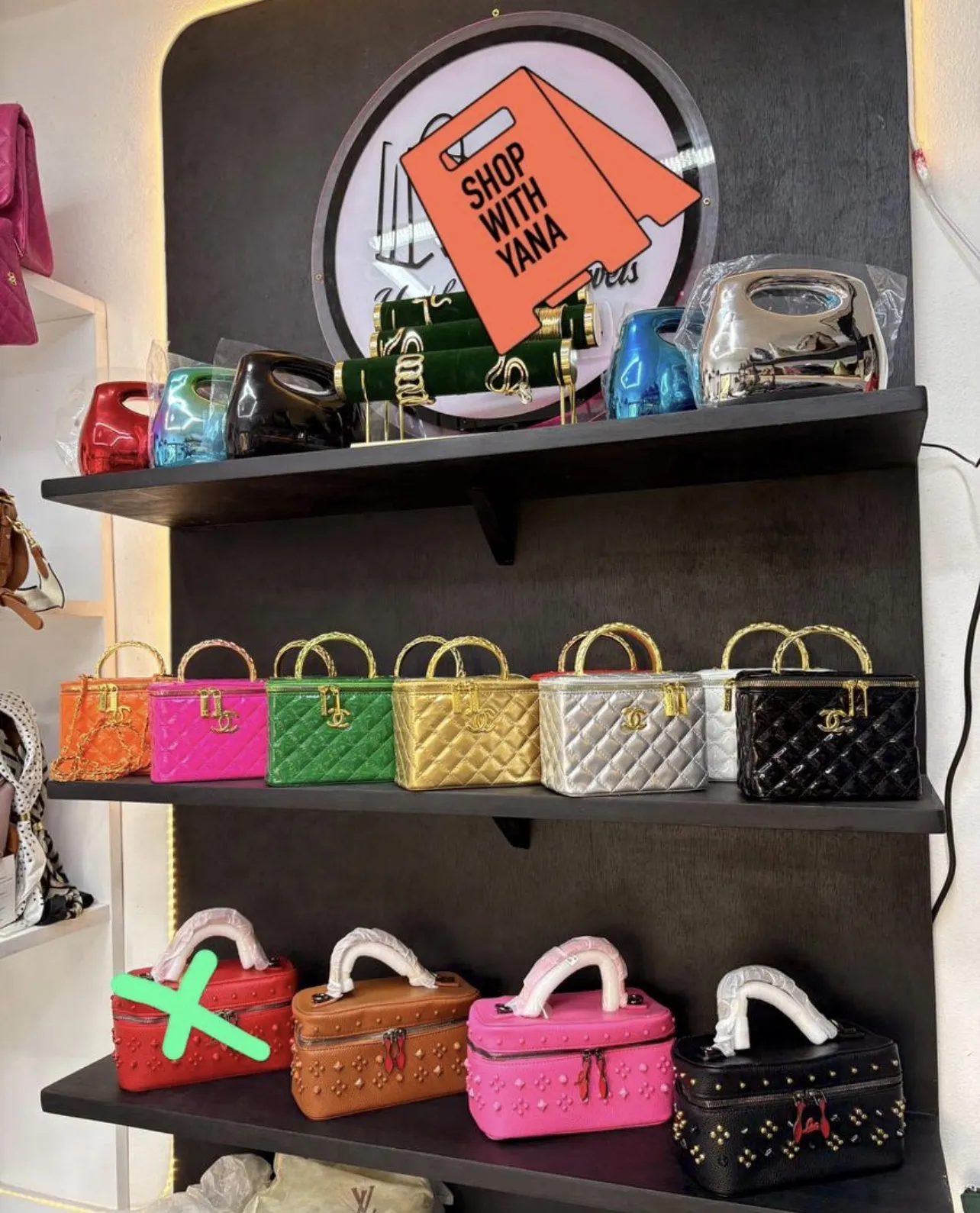 Gallery Photo 1 - Marketplace | Female Bags, Damas, Yaoundé, Cameroon | Clothing, Shoes, & Others  > Girls' Clothing