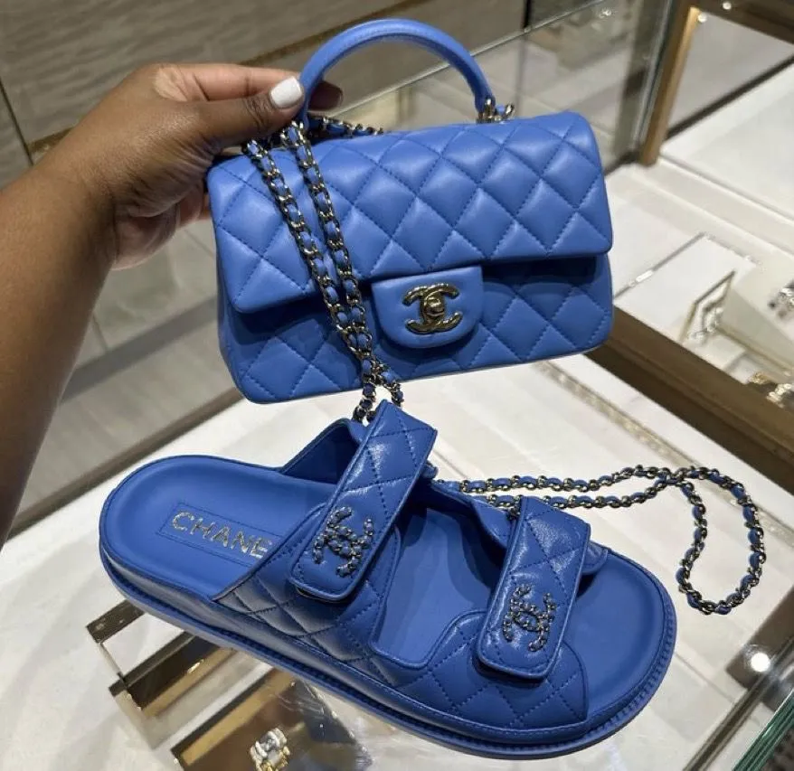 Photo de Galerie 3 - Petites Annonces | Bags And Slippers, Simbock, Yaoundé, Cameroun | Vêtements, chaussures et autres  > Chaussures pour femmes