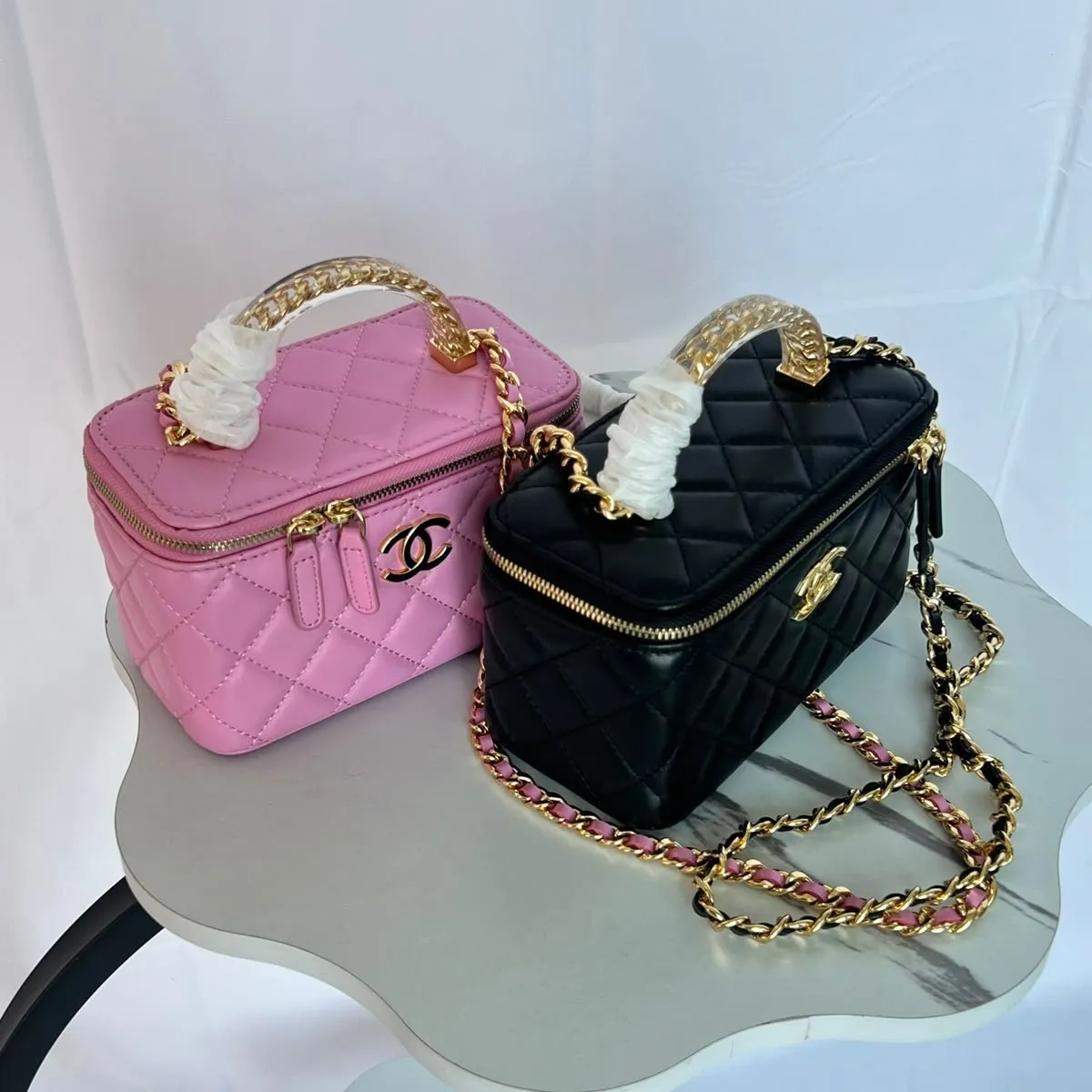 Photo de Galerie 2 - Petites Annonces | Bags, Simbock, Yaoundé, Cameroun | Vêtements, chaussures et autres  > Vêtements pour femmes