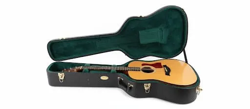 Photo de Galerie 2 - Petites Annonces | Guitare Espagnole Acoustique Fabriquer À La Main, Entraco Akanda, Libreville, Gabon | Art et objets de collection  > Autres sports