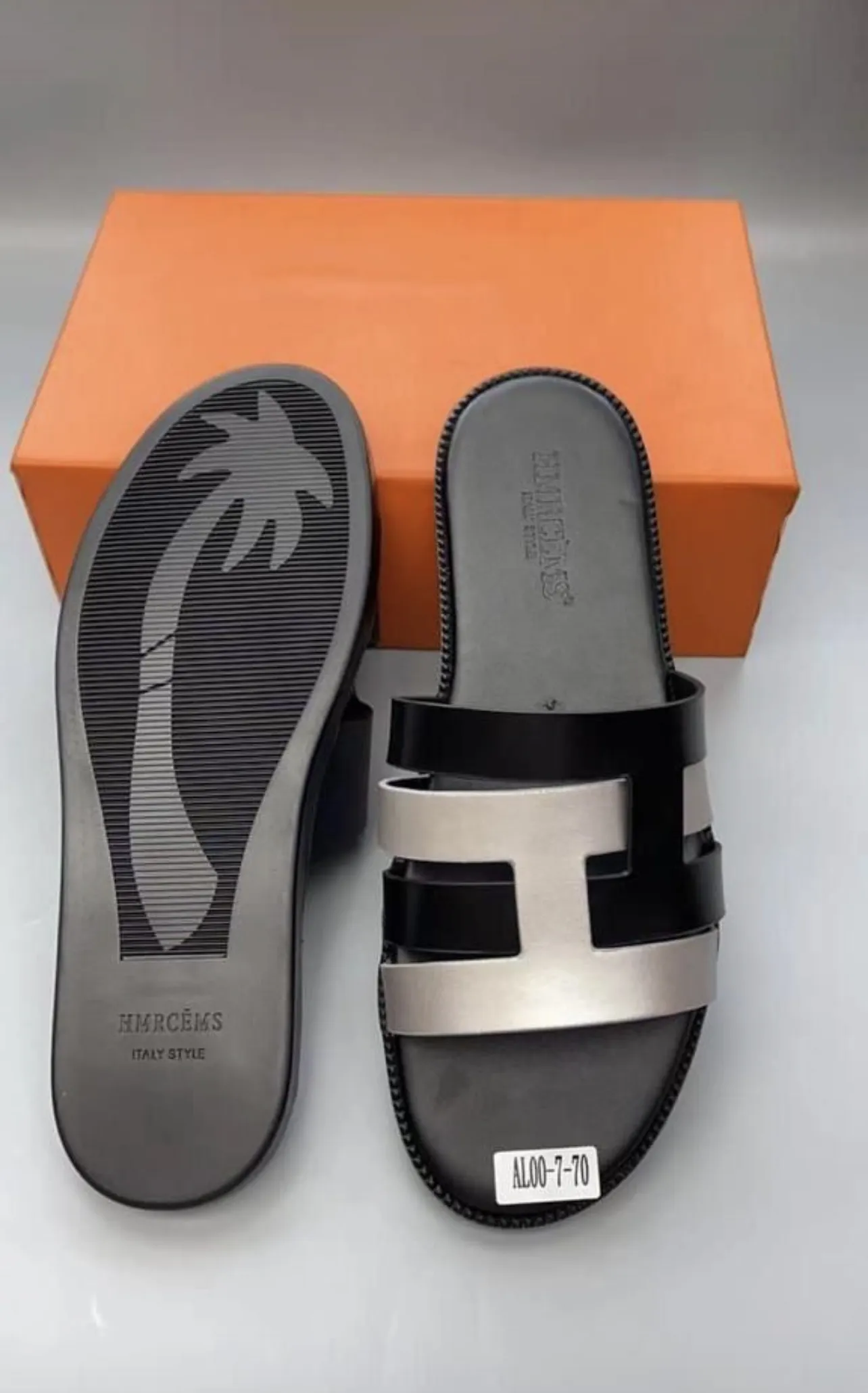 Photo Principale - Petites Annonces | Men Foot Wear, Bastos, Yaoundé, Cameroun | Vêtements, chaussures et autres  > Chaussures pour hommes