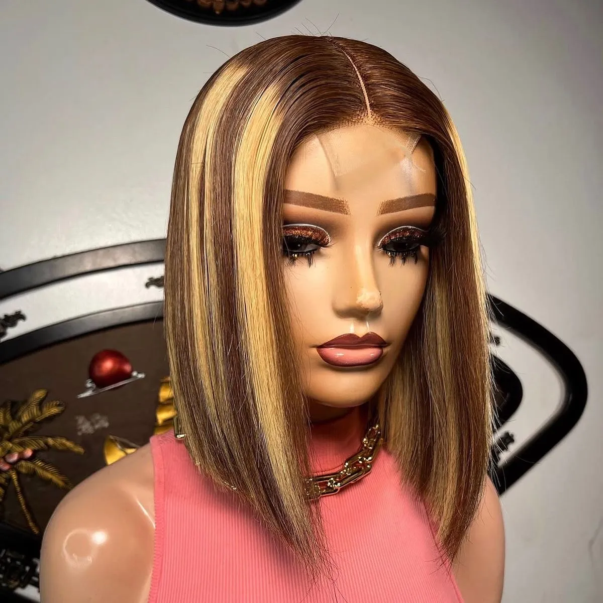 Photo de Galerie 3 - Petites Annonces | Wigs, Bastos, Yaoundé, Cameroun | Vêtements, chaussures et autres  > Bijoux et accessoires