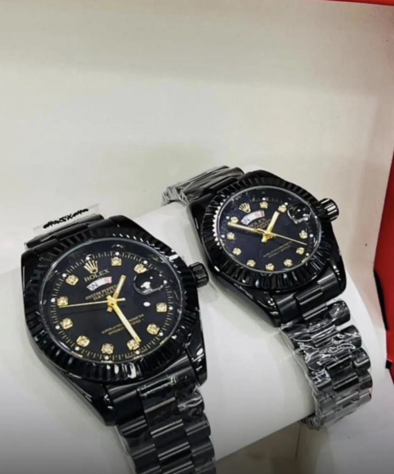 Photo de Galerie 3 - Petites Annonces | Watches, Damas, Yaoundé, Cameroun | Vêtements, chaussures et autres  > Bijoux et accessoires