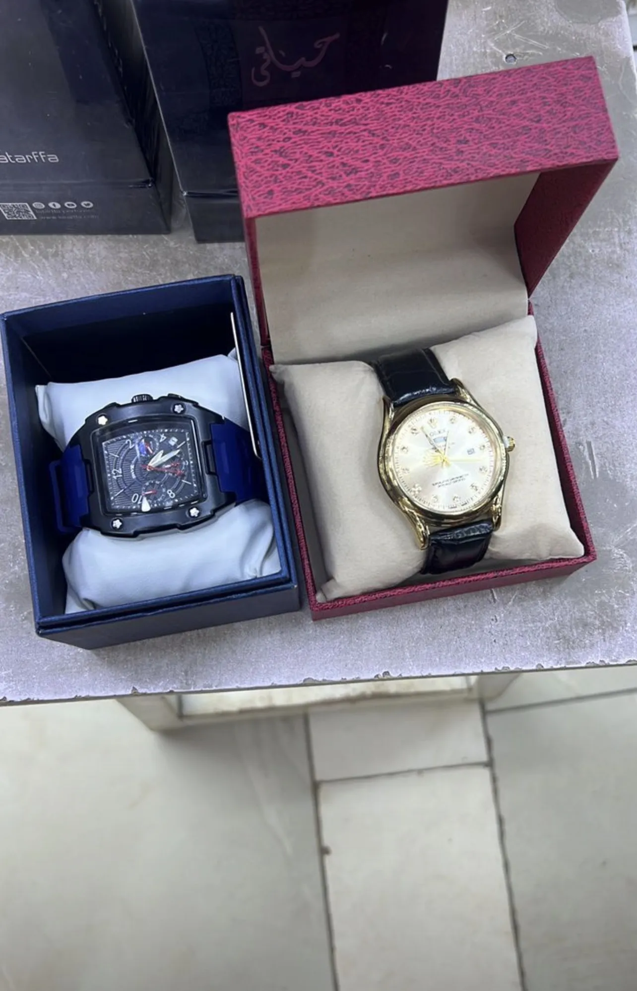 Photo de Galerie 5 - Petites Annonces | Watches, Damas, Yaoundé, Cameroun | Vêtements, chaussures et autres  > Bijoux et accessoires