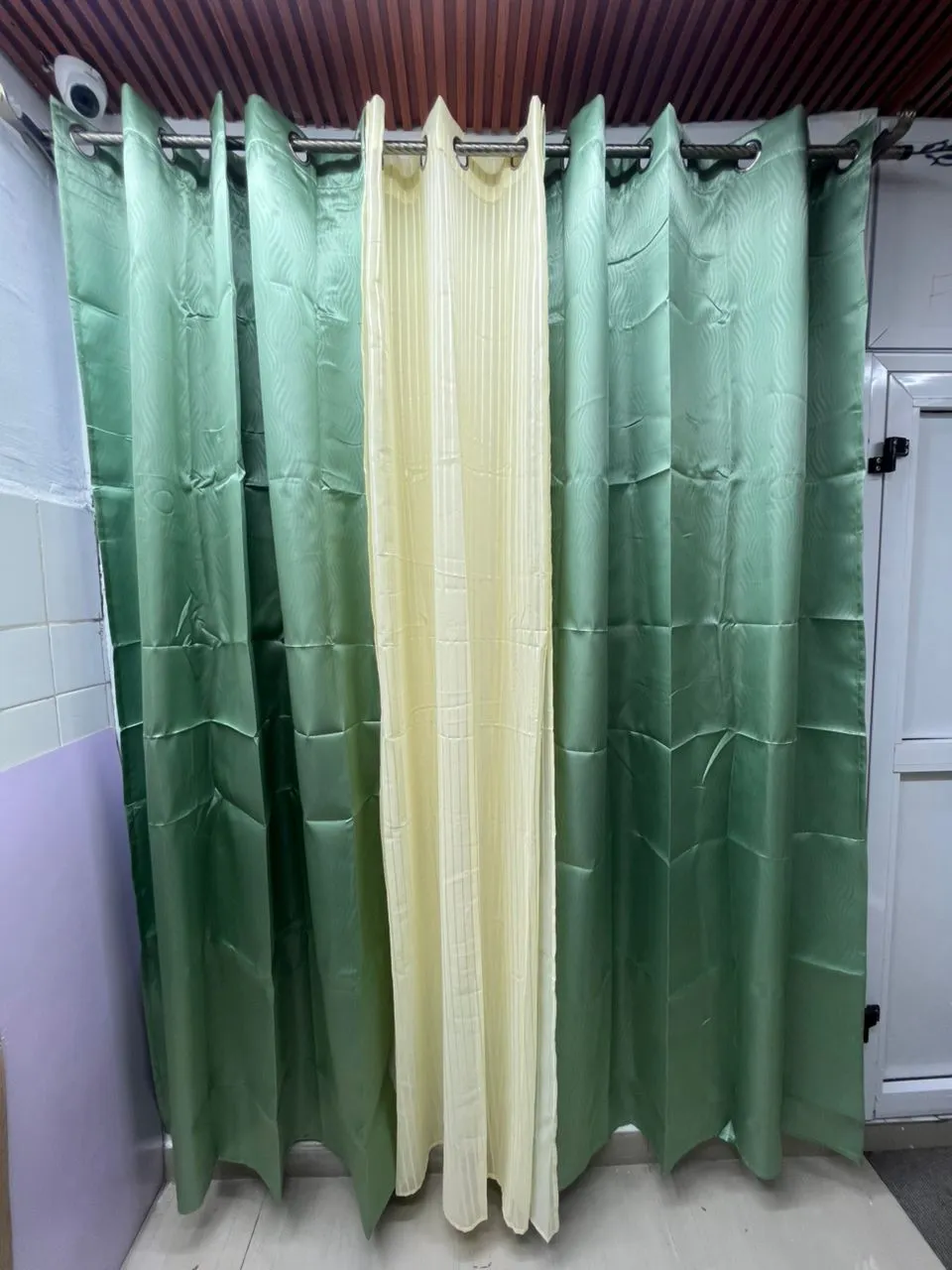 Photo de Galerie 1 - Petites Annonces | Les Rideaux, Madagascar, Douala, Cameroun | Général et autres  > Tous les autres articles