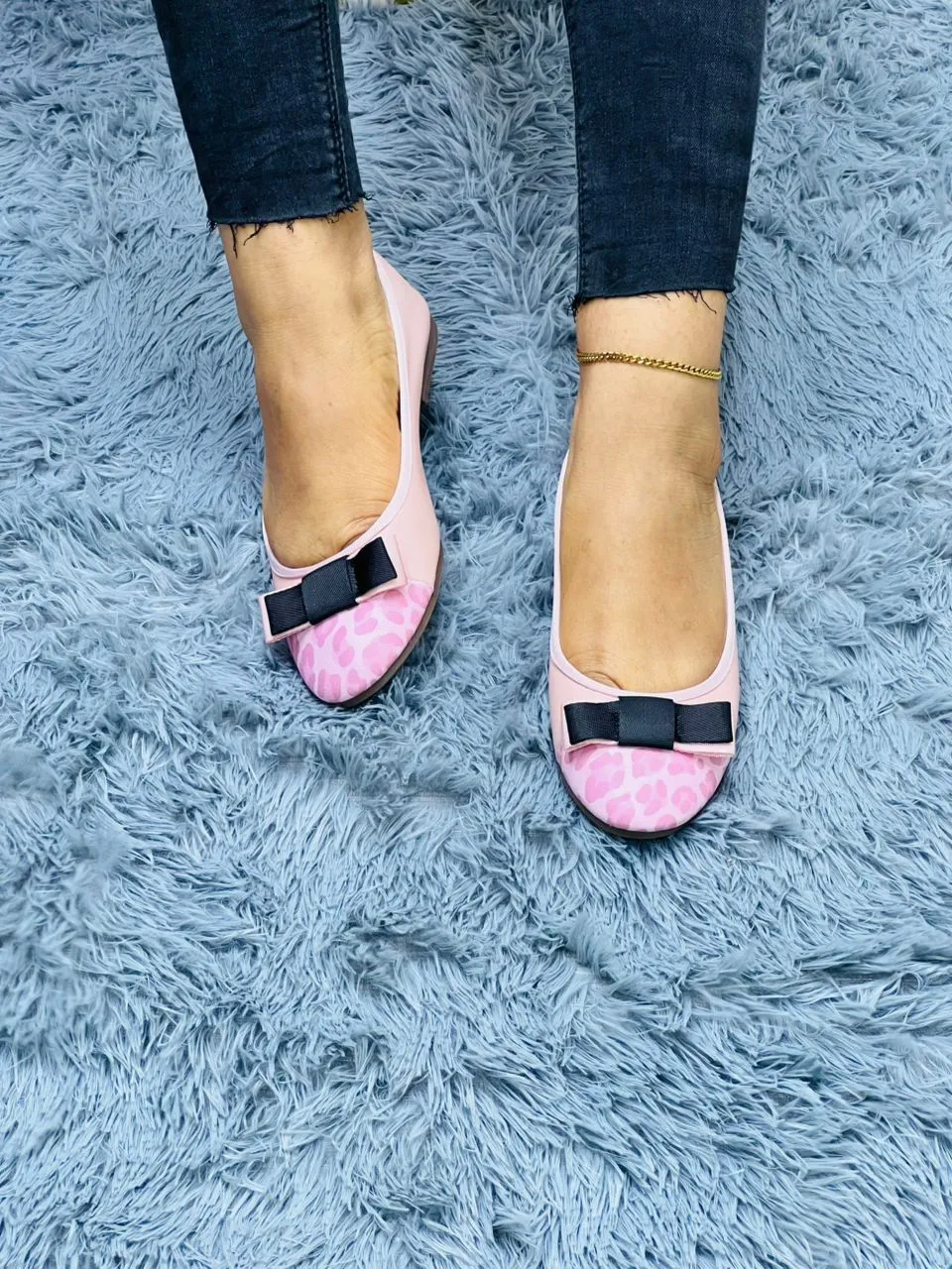 Photo de Galerie 2 - Petites Annonces | Balerine Semi Panthère, Akwa-douche, Douala, Cameroun | Vêtements, chaussures et autres  > Chaussures pour femmes