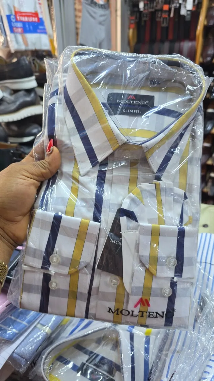 Photo de Galerie 2 - Petites Annonces | 👔 Elegant Men’s Long-Sleeve Shirt, SandPit, Buea, Cameroun | Vêtements, chaussures et autres  > Vêtements pour hommes