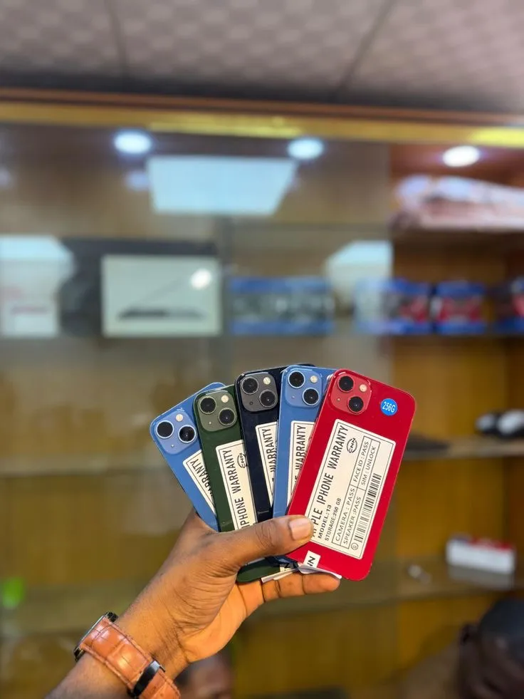 Photo de Galerie 2 - Petites Annonces | Phones For Sale, Byiamassi, Yaoundé, Cameroun | Électronique et médias  > Cellulaires et accessoires