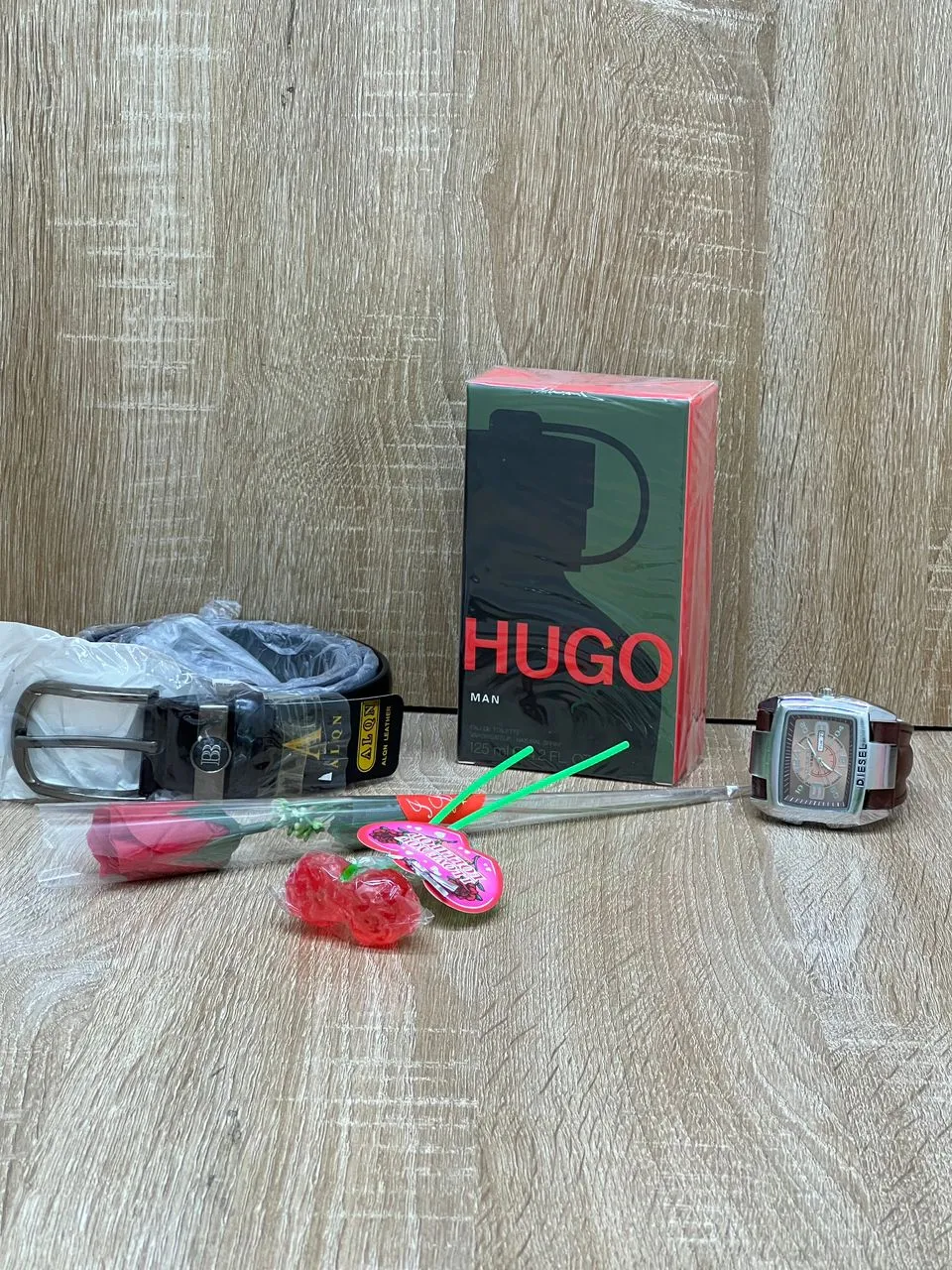 Main Photo - Marketplace | Pack Saint Valentin Homme, Akwa-douche, Douala, Cameroon | Clothing, Shoes, & Others 