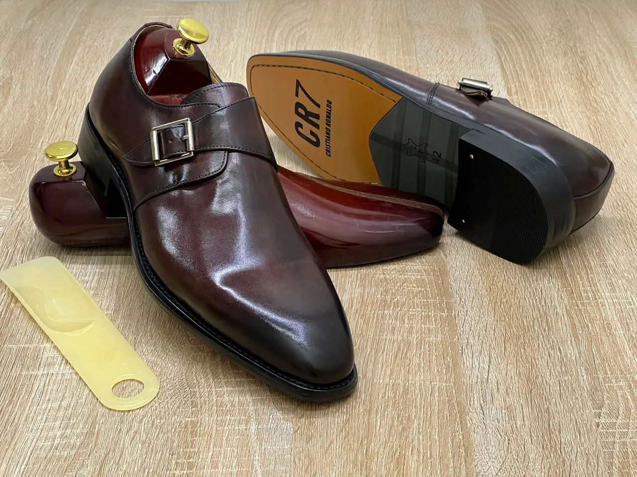 Photo de Galerie 2 - Petites Annonces | Chaussure Homme, Akwa-douche, Douala, Cameroun | Vêtements, chaussures et autres  > Chaussures pour hommes