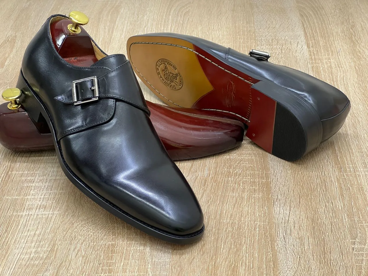Photo de Galerie 6 - Petites Annonces | Chaussure Homme, Akwa-douche, Douala, Cameroun | Vêtements, chaussures et autres  > Chaussures pour hommes