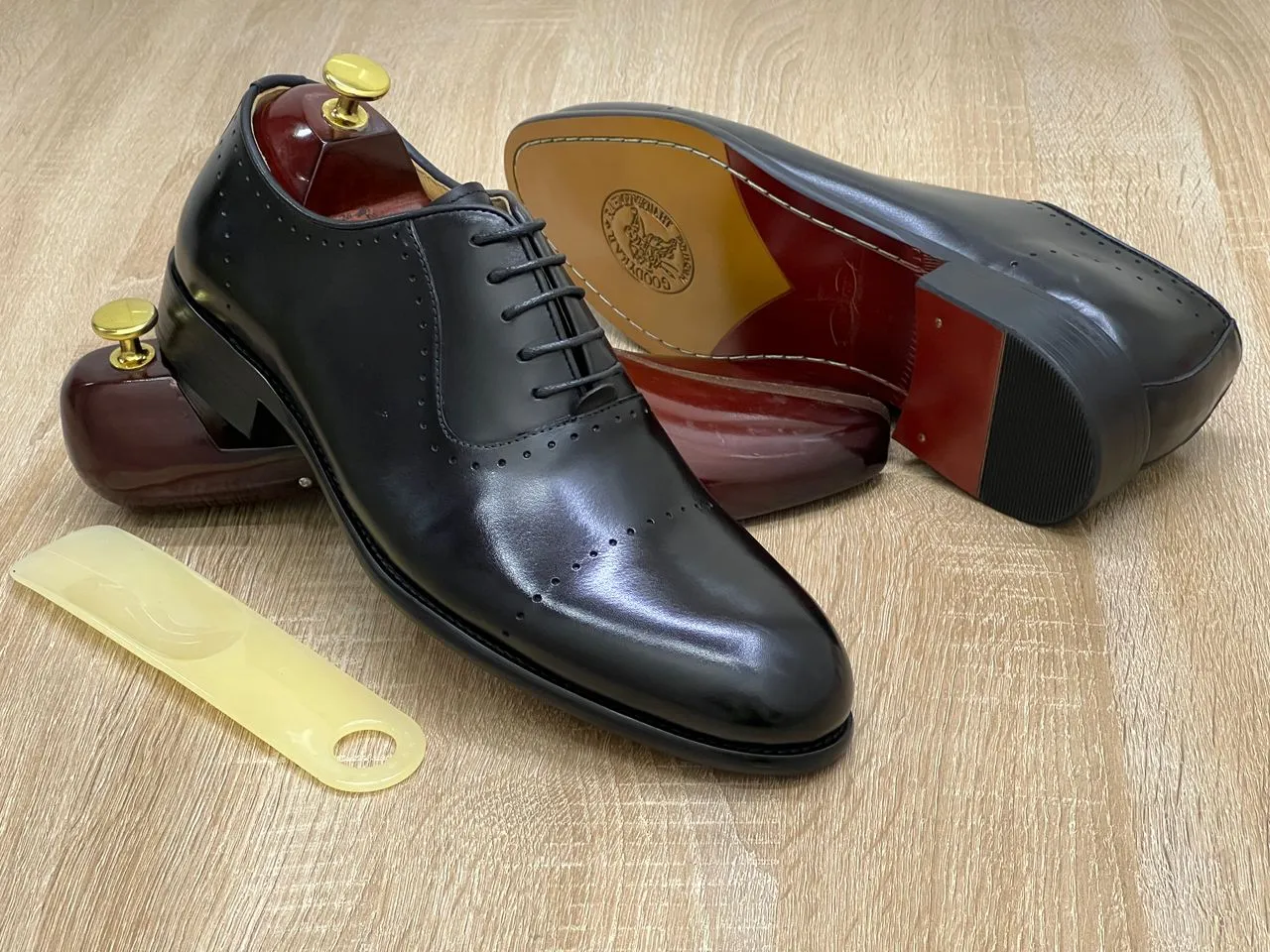 Photo de Galerie 1 - Petites Annonces | Chaussure Homme, Akwa-douche, Douala, Cameroun | Vêtements, chaussures et autres  > Chaussures pour hommes