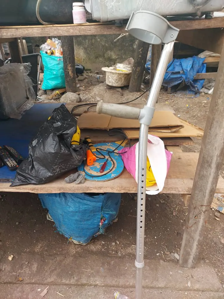 Photo de Galerie 2 - Petites Annonces | For Sale – Adjustable Walking Crutches, Clerks Quarters, Buea, Cameroun | Général et autres  > Tous les autres articles