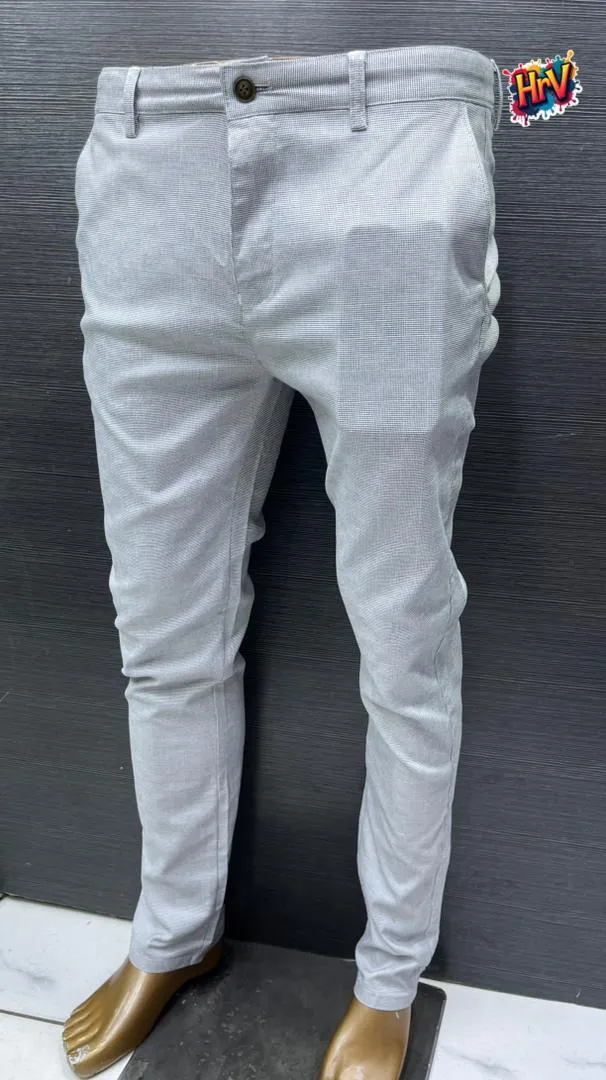 Photo Principale - Petites Annonces | Classic Men’s Slim-Fit Trouser – Fcfa 15,000, Bonduma, Buea, Cameroun | Vêtements, chaussures et autres  > Vêtements pour hommes