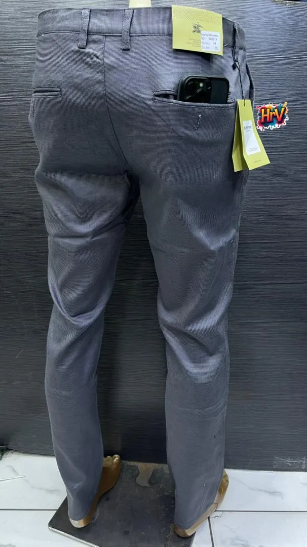 Photo de Galerie 3 - Petites Annonces | Classic Men’s Slim-Fit Trouser – Fcfa 15,000, Bonduma, Buea, Cameroun | Vêtements, chaussures et autres  > Vêtements pour hommes