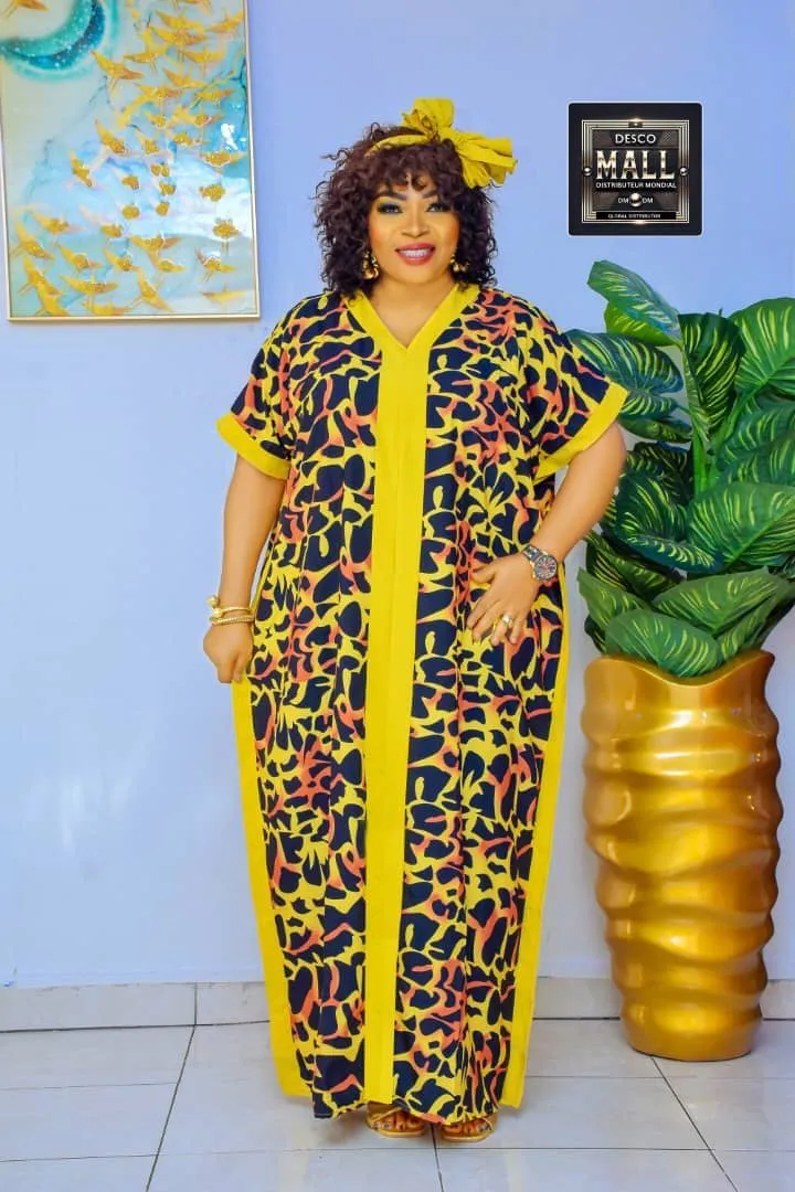 Photo Principale - Petites Annonces | Elegant Maxi Dress – Bold, Beautiful & Comfortable ✨, Bonduma, Buea, Cameroun | Vêtements, chaussures et autres  > Chaussures pour femmes