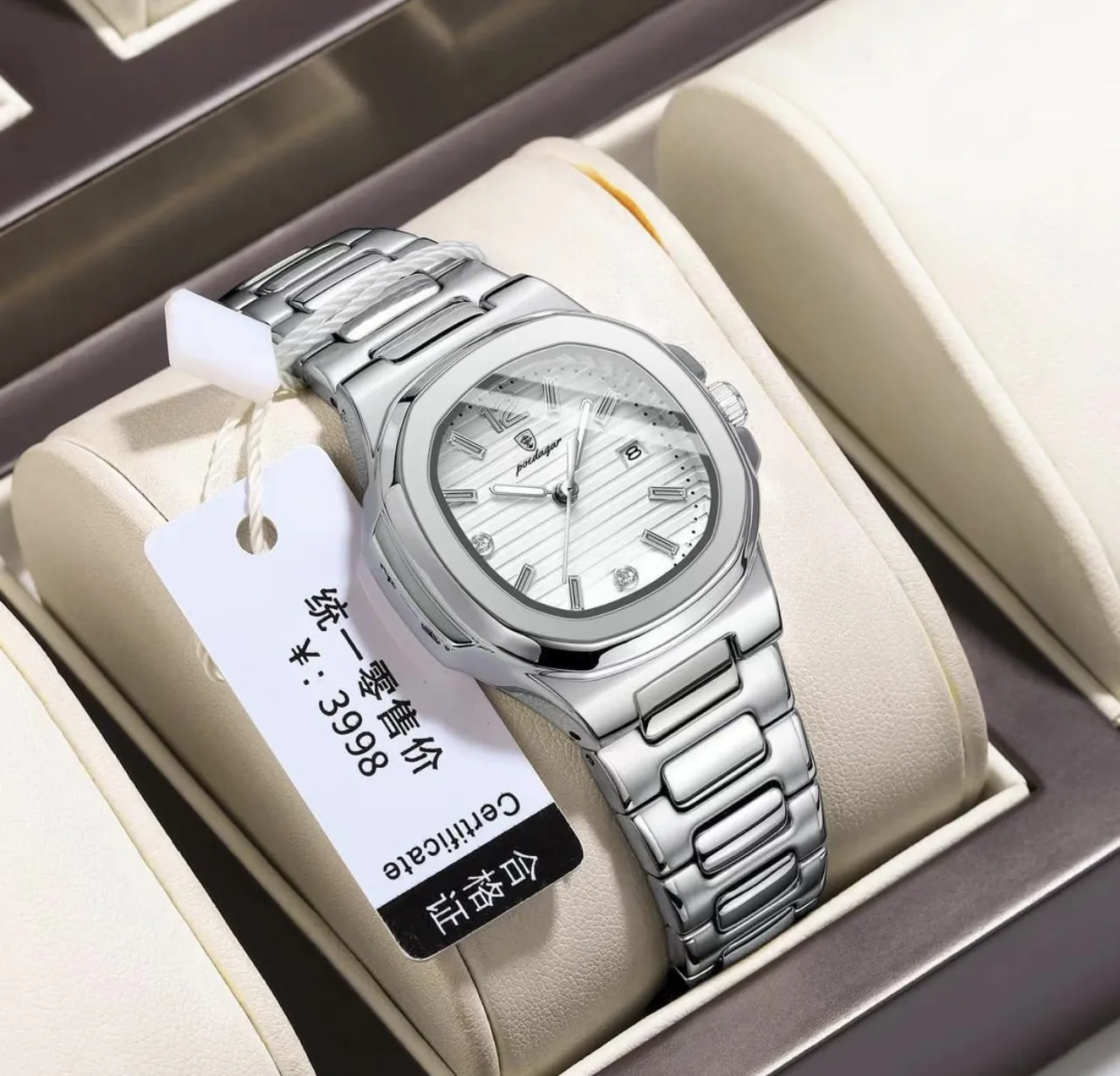 Photo de Galerie 2 - Petites Annonces | Watches, Obili, Yaoundé, Cameroun | Vêtements, chaussures et autres  > Autres et accessoires