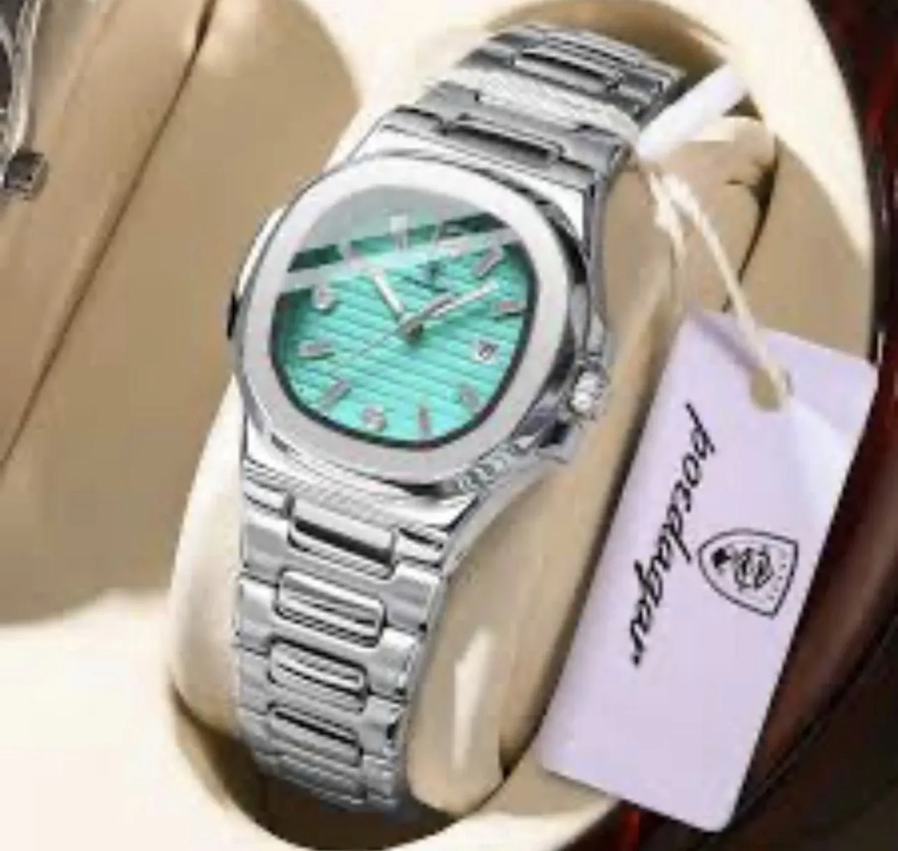 Photo de Galerie 3 - Petites Annonces | Watches, Obili, Yaoundé, Cameroun | Vêtements, chaussures et autres  > Autres et accessoires