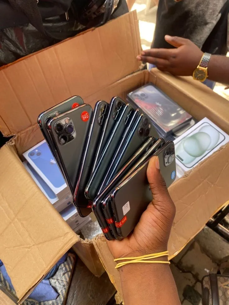 Photo Principale - Petites Annonces | Phones, Juvance, Yaoundé, Cameroun | Électronique et médias  > Cellulaires et accessoires