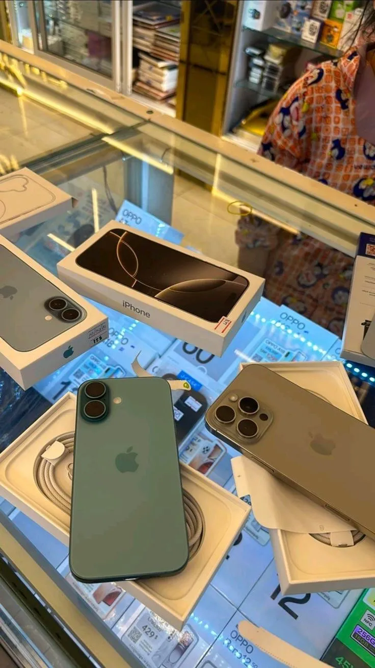 Photo de Galerie 1 - Petites Annonces | Phones, Juvance, Yaoundé, Cameroun | Électronique et médias  > Cellulaires et accessoires