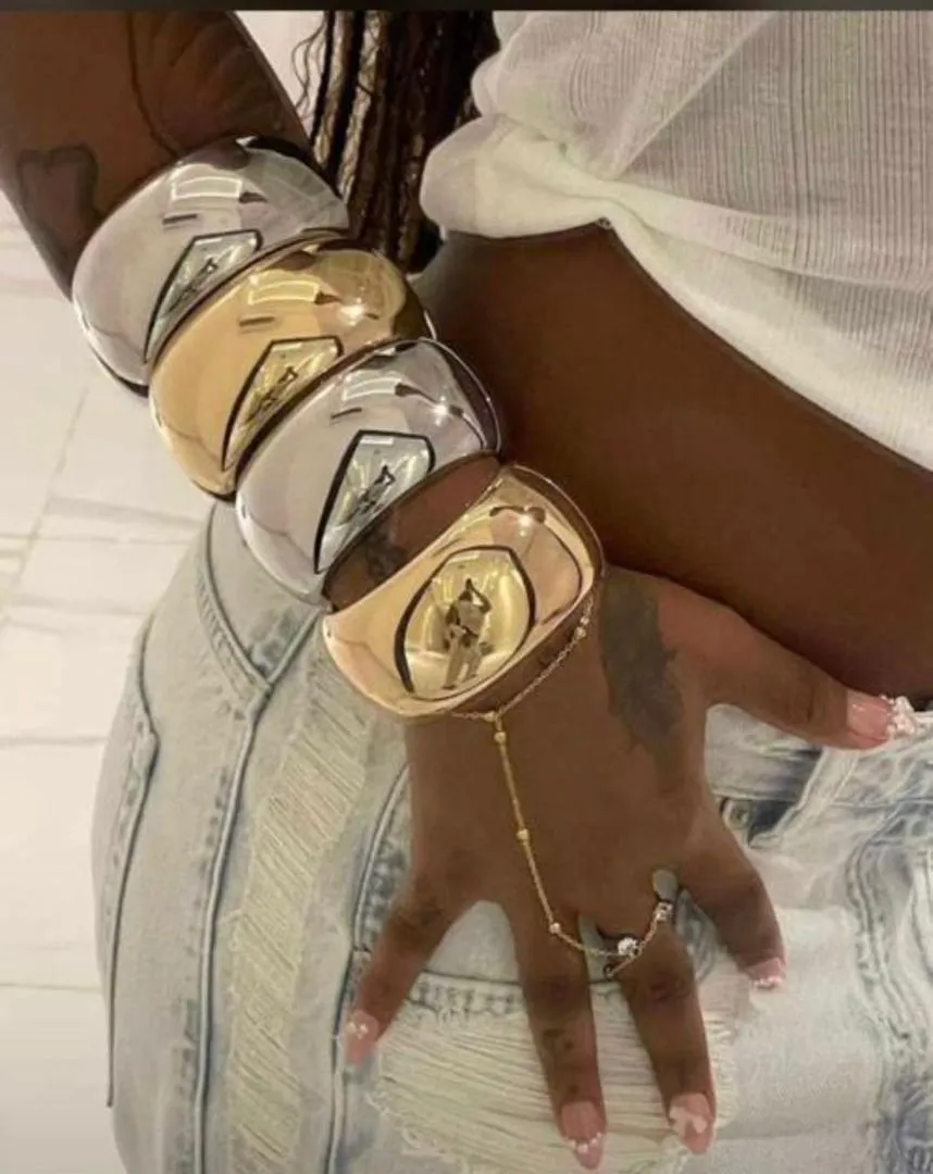 Main Photo - Marketplace | Bijoux, Ndogpassi III, Douala, Cameroon | Clothing, Shoes, & Others  > Jewelry & Accessories