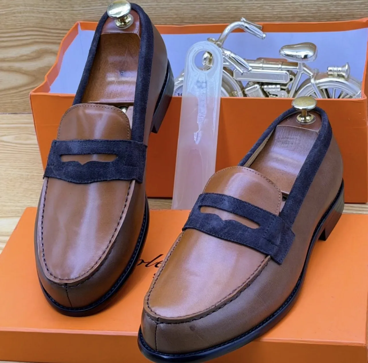 Gallery Photo 3 - Marketplace | Male Shoes, Bonas, Yaoundé, Cameroon | Clothing, Shoes, & Others  > Men's shoes