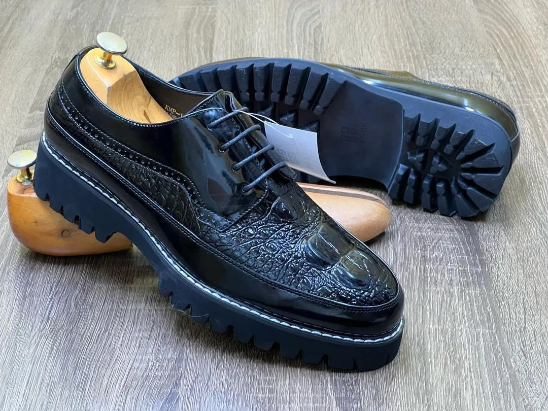Photo de Galerie 2 - Petites Annonces | Paire Croco, Akwa-Douche, Douala, Cameroun | Vêtements, chaussures et autres  > Chaussures pour hommes