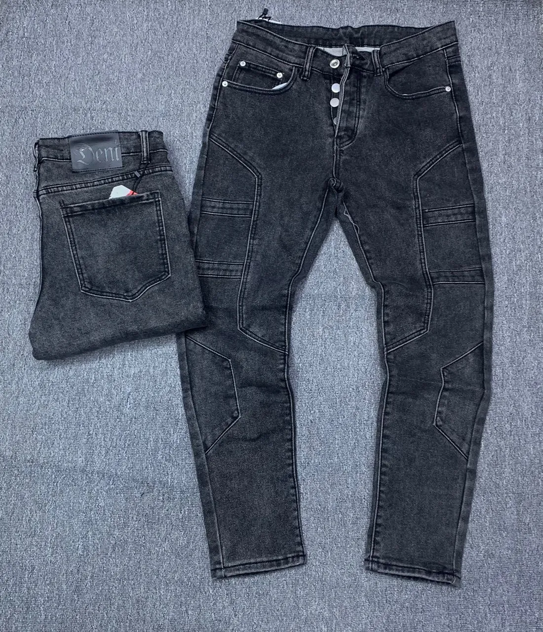 Photo de Galerie 1 - Petites Annonces | Premium Slim-Fit Jeans For Sale 👖, Bonduma, Buea, Cameroun | Vêtements, chaussures et autres  > Vêtements pour hommes