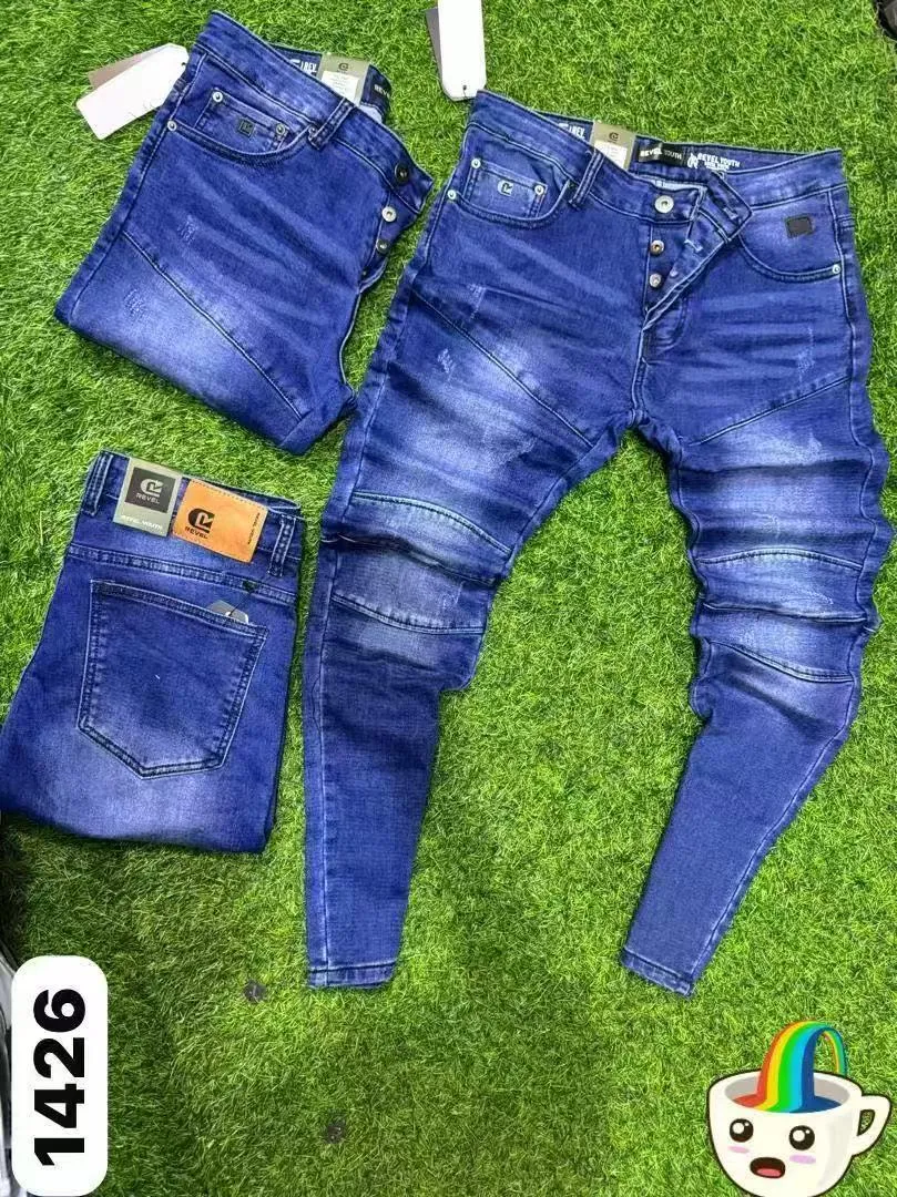 Photo de Galerie 6 - Petites Annonces | Premium Slim-Fit Jeans For Sale 👖, Bonduma, Buea, Cameroun | Vêtements, chaussures et autres  > Vêtements pour hommes